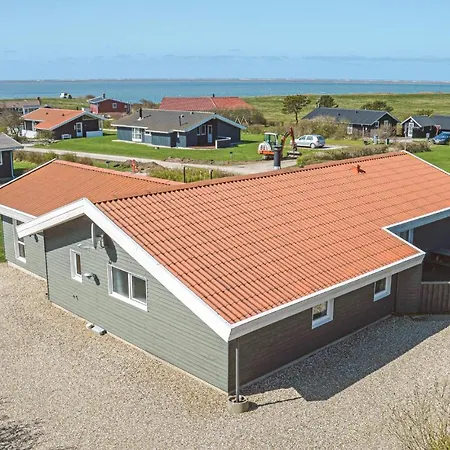 Holiday home Lovely In With Indoor Swimming Pool